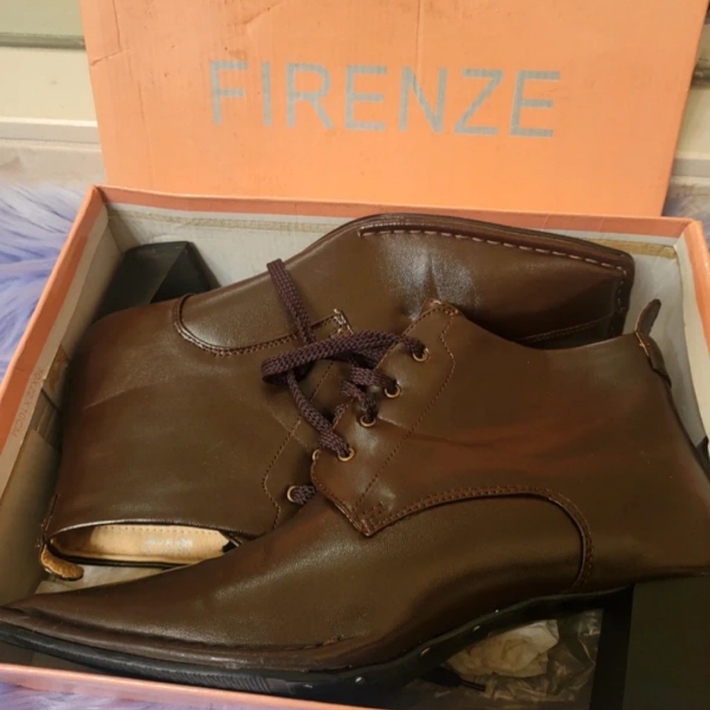 Women's Brown Chukka Boots